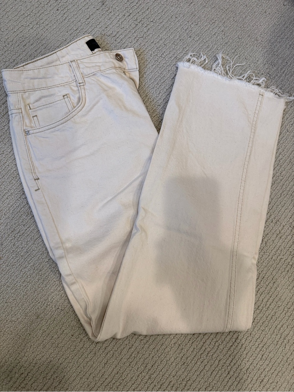 Zara Off-White Straight Leg Jeans with Frayed Hem